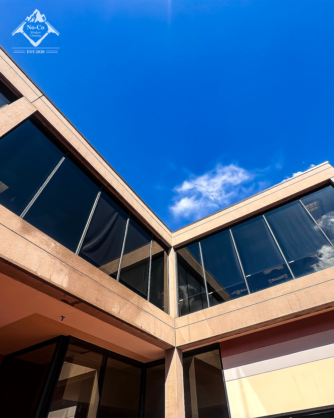  Wells Fargo - Exterior Window Cleaning