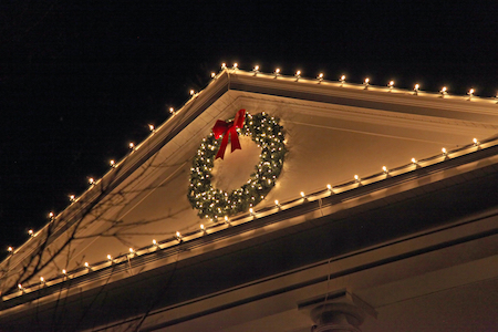 Holiday wreath